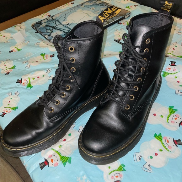 Doc Martens / Black / Brand New - Picture 2 of 7